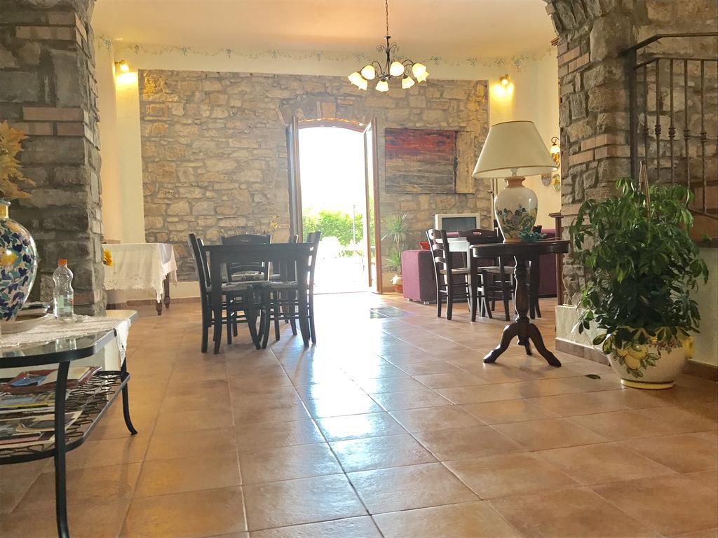 Casa Vacanze Il Cenito Castellabate Luaran gambar